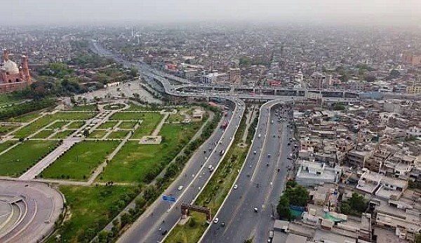 Cheap Flight Lahore to London