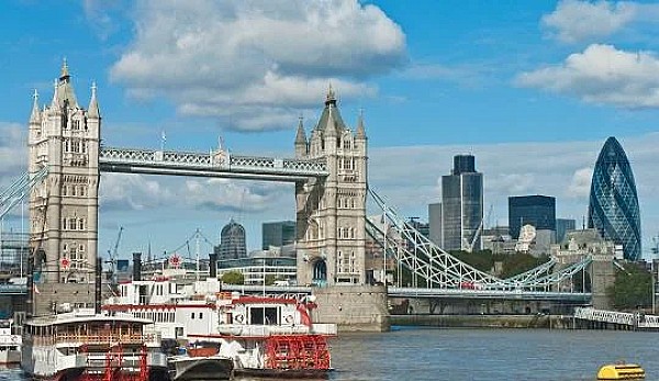 Cheap Flight Entebbe to London