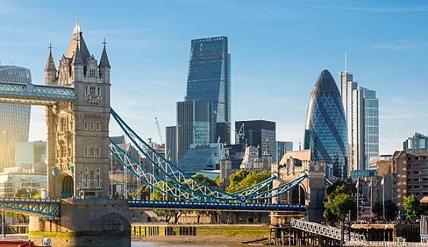 Cheap Flight Entebbe to London