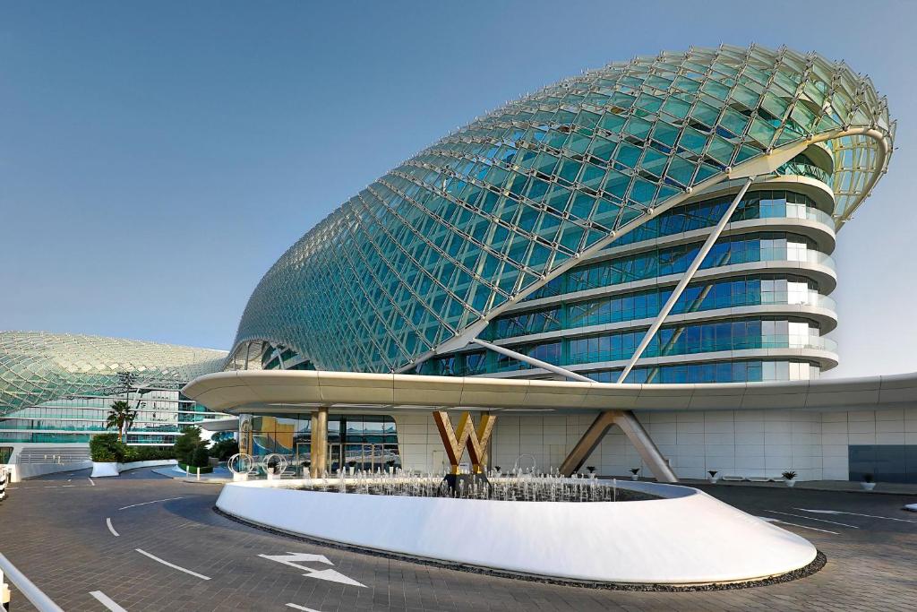 W Abu Dhabi Hotel Holiday Package image 6