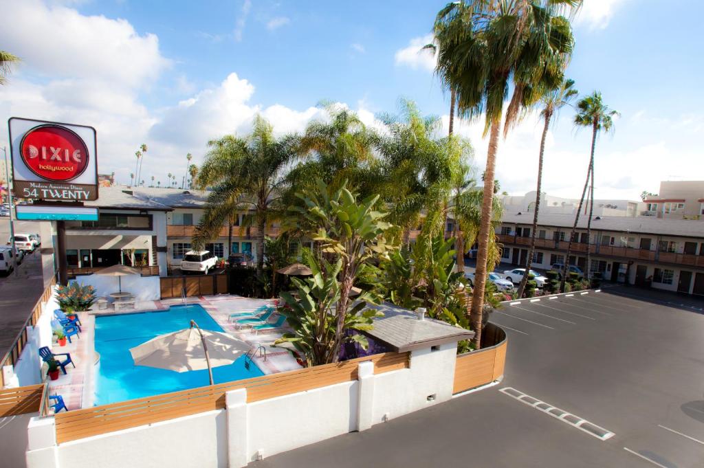 The Dixi Hollywood Los Angeles Holiday Package image 6