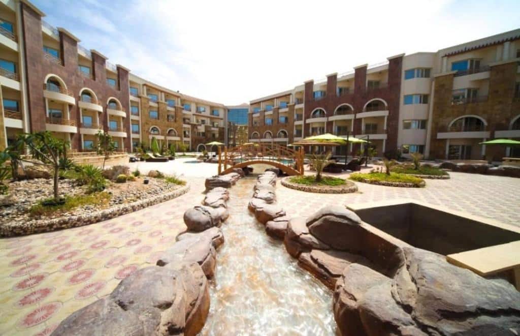 Royal Beach Hurghada Holiday Tour image 1
