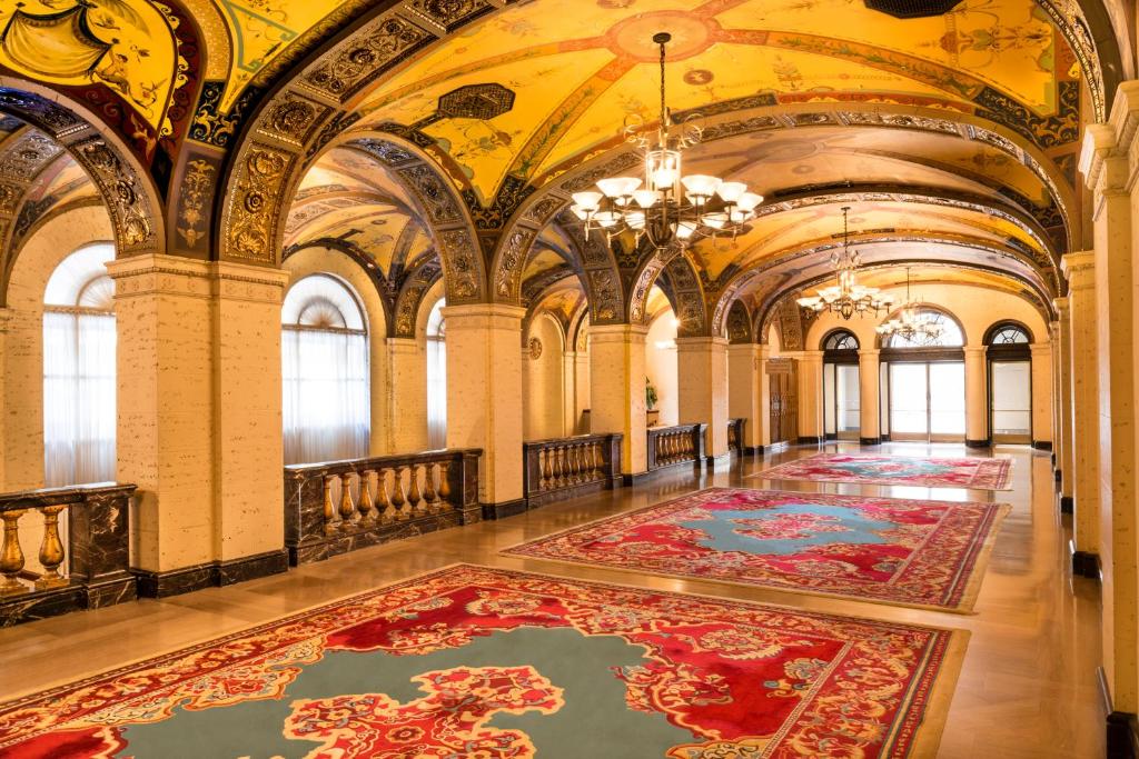 Millennium Biltmore Los Angeles Holiday Package image 2