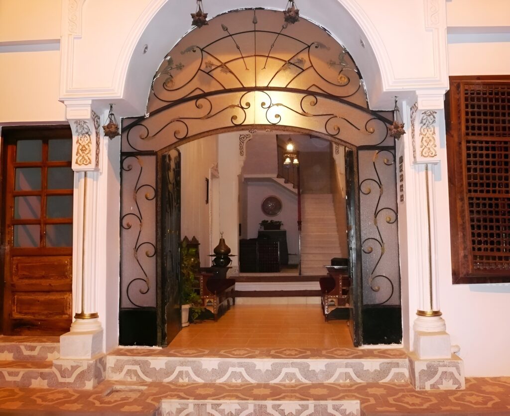 Mara House Luxor Holiday Package image 1