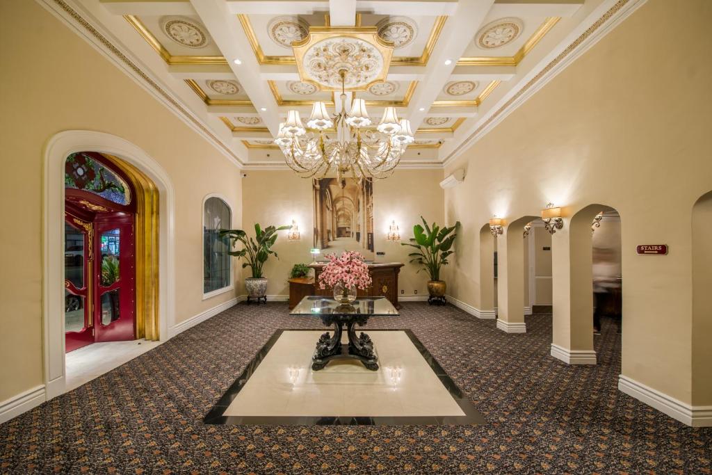 Hollywood Historic Los Angeles Holiday Package image 6