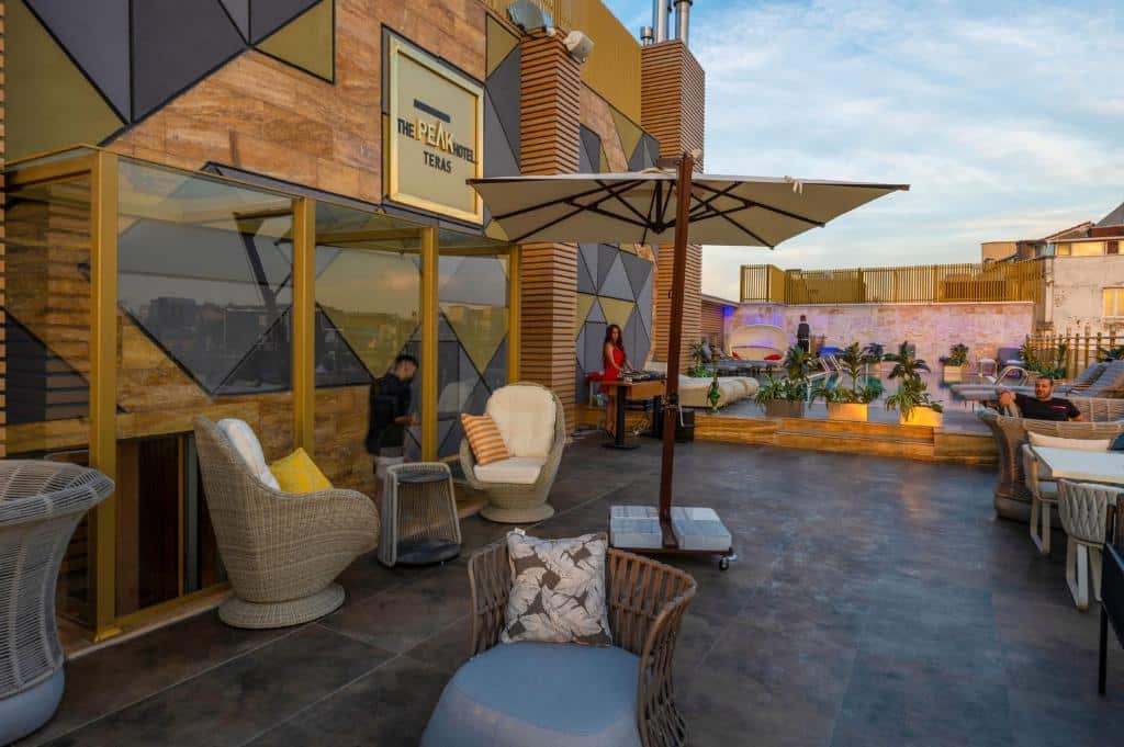 Ramada by Wyndham Istanbul Per Holiday Tour image 5