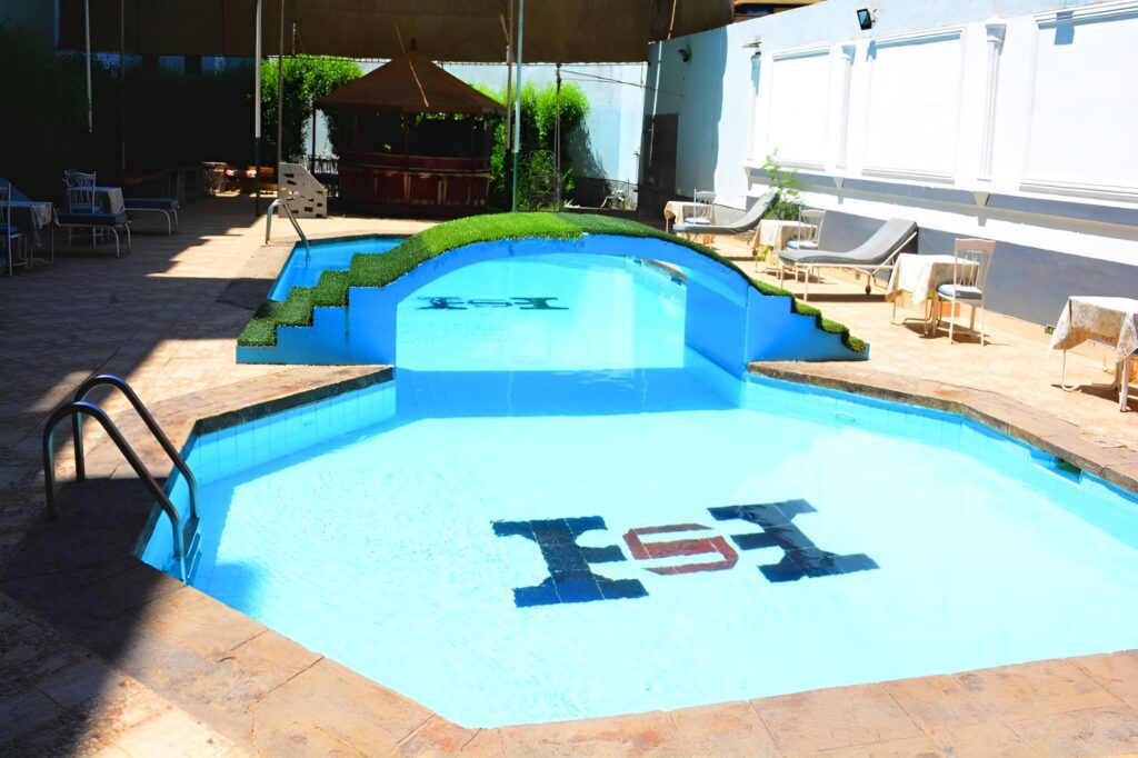 Cheapest Luxor Shady Holiday Package image 2