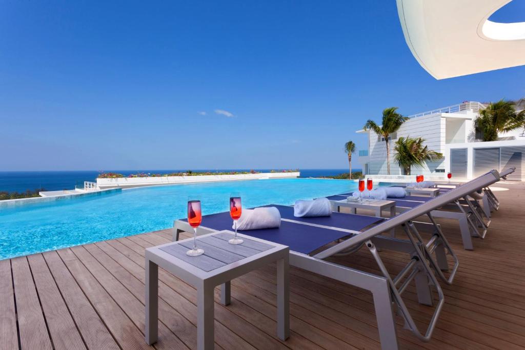 The View Phuket 4 Star Holiday Package image 3