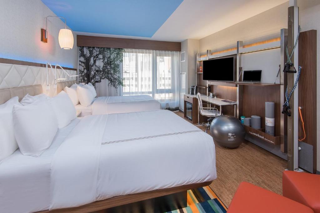 New York Time Square Holiday Package image 1