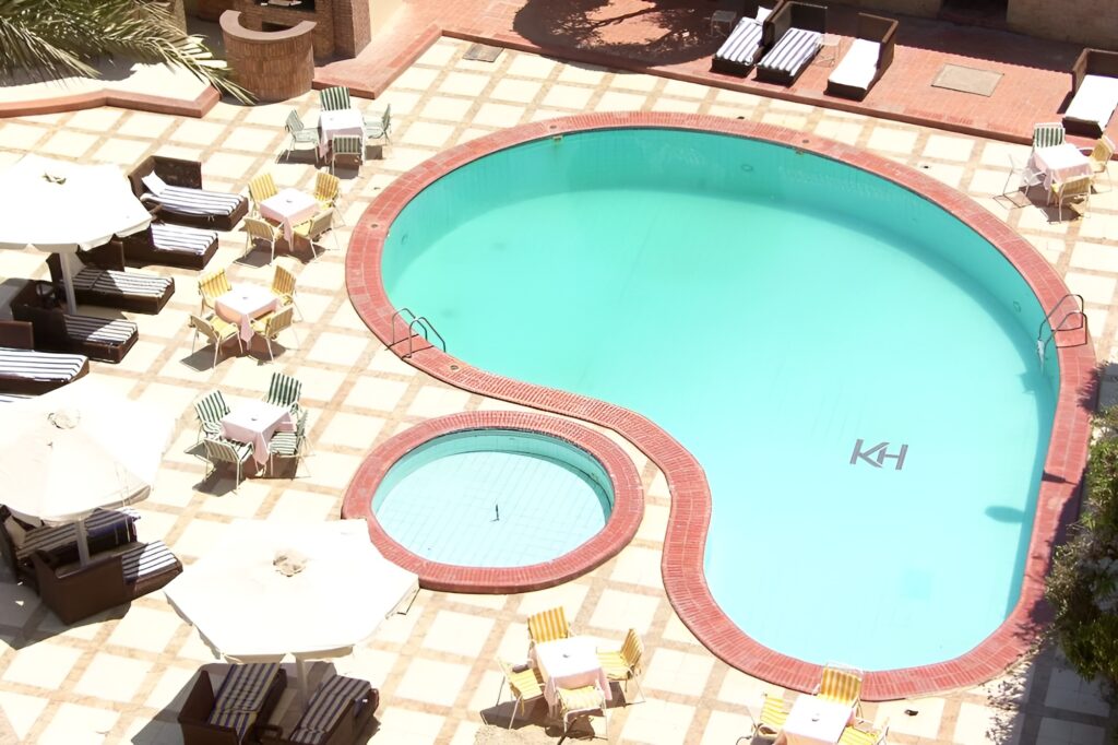 Cairo Karnak Luxor Holiday Package image 1