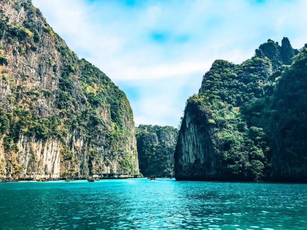 Phuket Radisson Resort and Suites Holiday Package