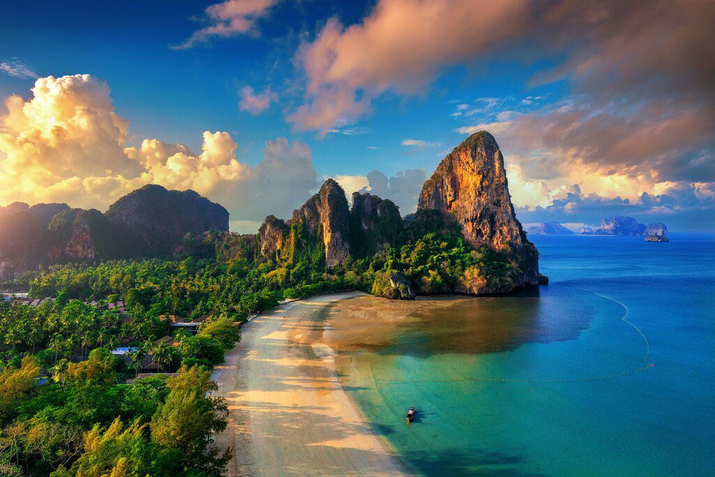 Seven Seas Phuket Holiday Package