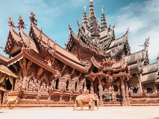 Grande Caribbean Condotel Pattaya Holiday Package