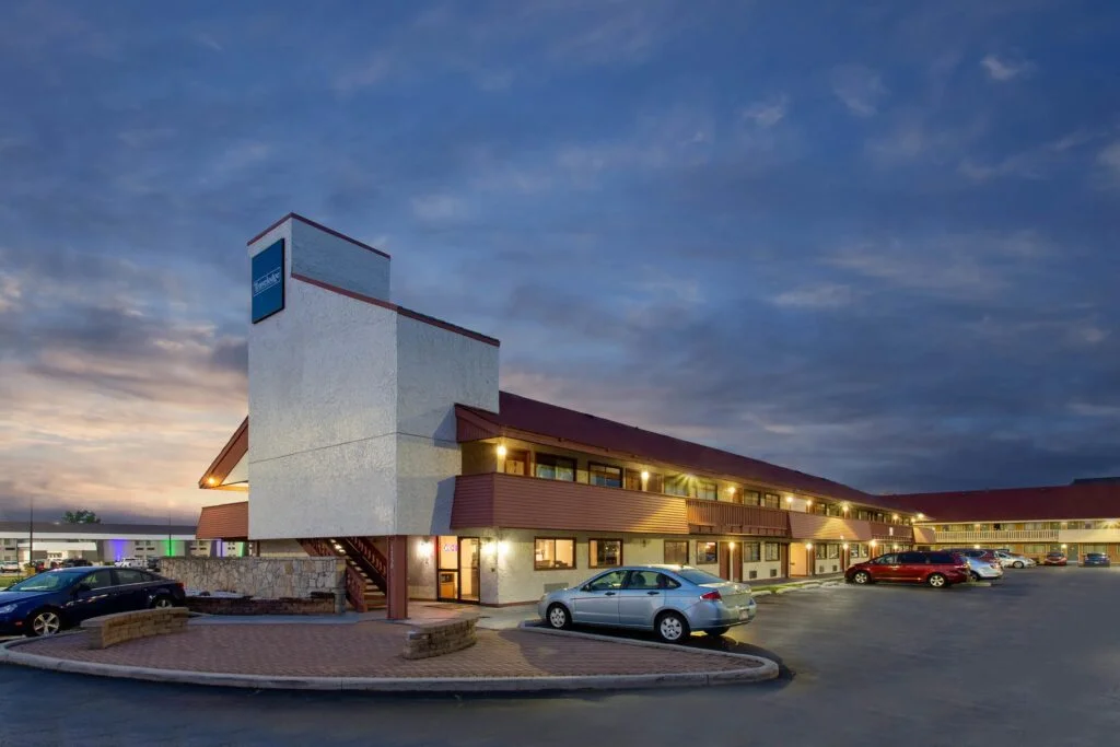 Travelodge By Wyndham South Holland Chicago Holiday Tour