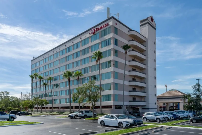 Ramada by Wyndham Kissimmee Gateway Orlando Holiday Tour