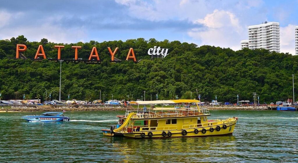 Arcadia Beach Resort Pattaya Holiday Package