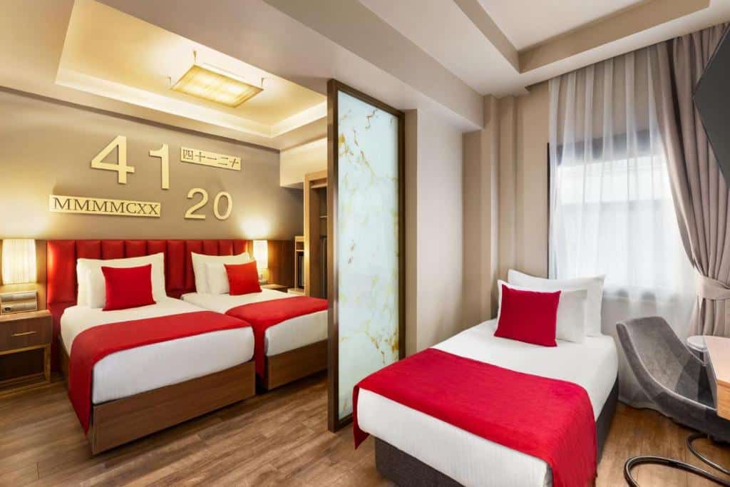 Ramada by Wyndham Istanbul Per Holiday Tour image 1